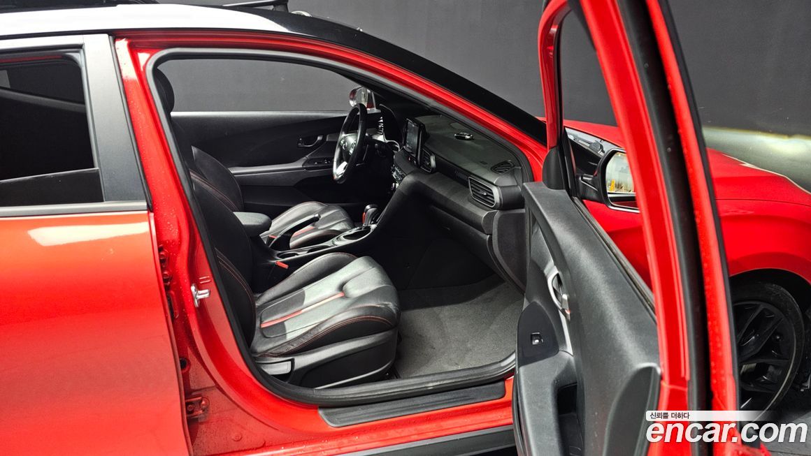 Hyundai Veloster 2018