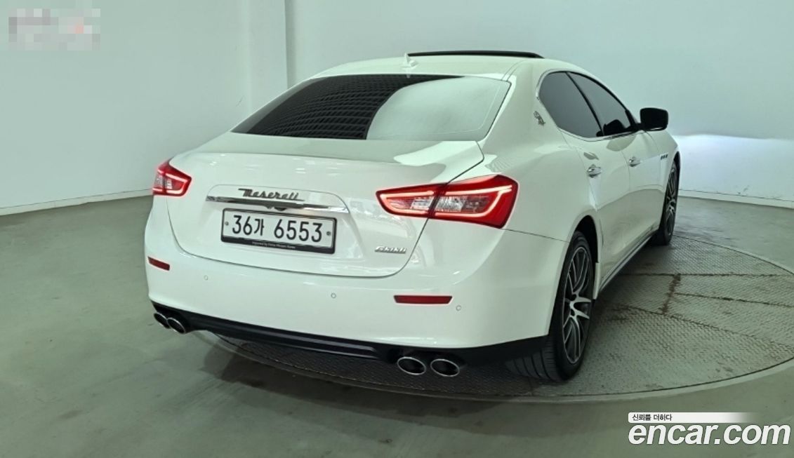 Maserati Ghibli 2015