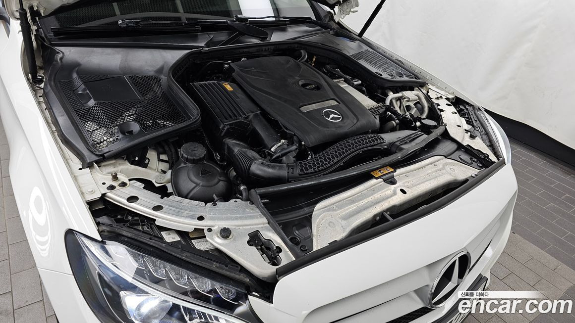 Mercedes-Benz C-Class 2018
