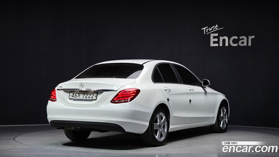Mercedes-Benz C-Class 2018