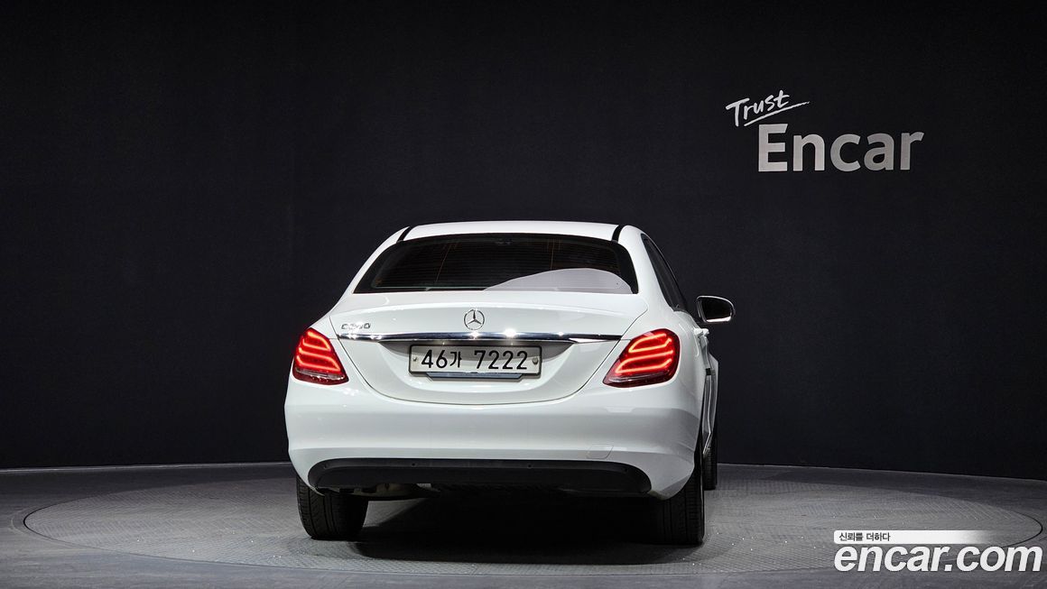 Mercedes-Benz C-Class 2018
