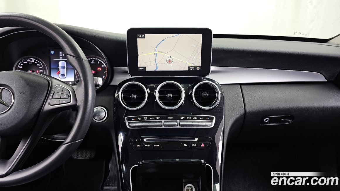 Mercedes-Benz C-Class 2018