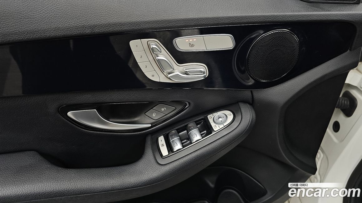 Mercedes-Benz C-Class 2018