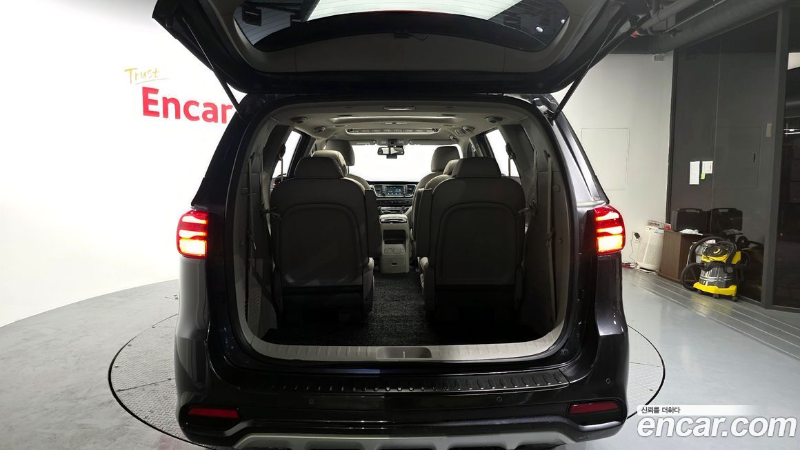 Kia Canival 2019