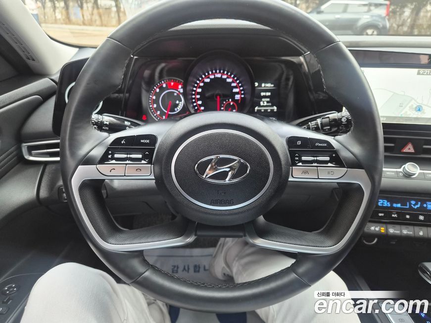 Hyundai AVANTE 2022