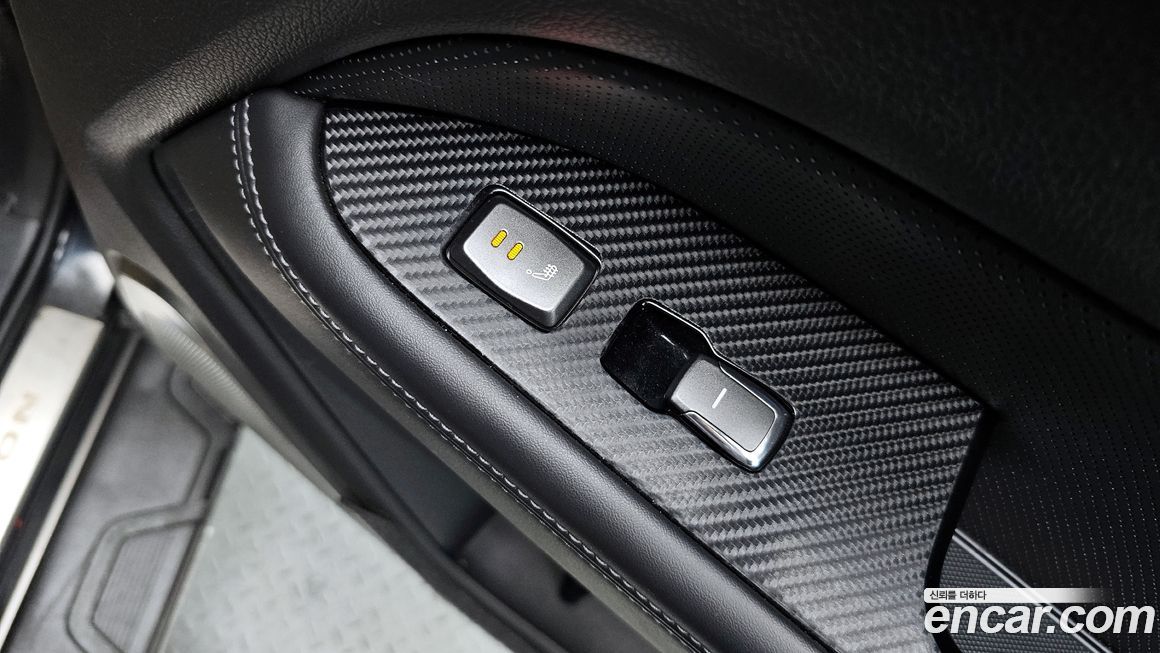 KG_Mobility_Ssangyong Rexton 2018