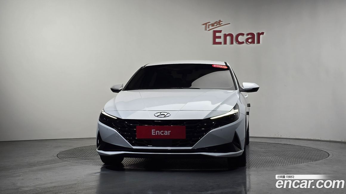 Hyundai AVANTE 2021