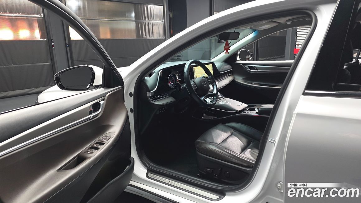 Hyundai Grandeur 2020
