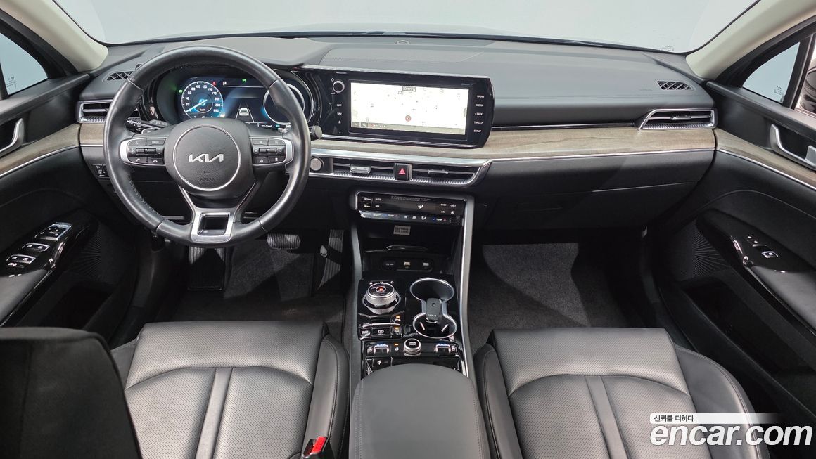 Kia K5 2023