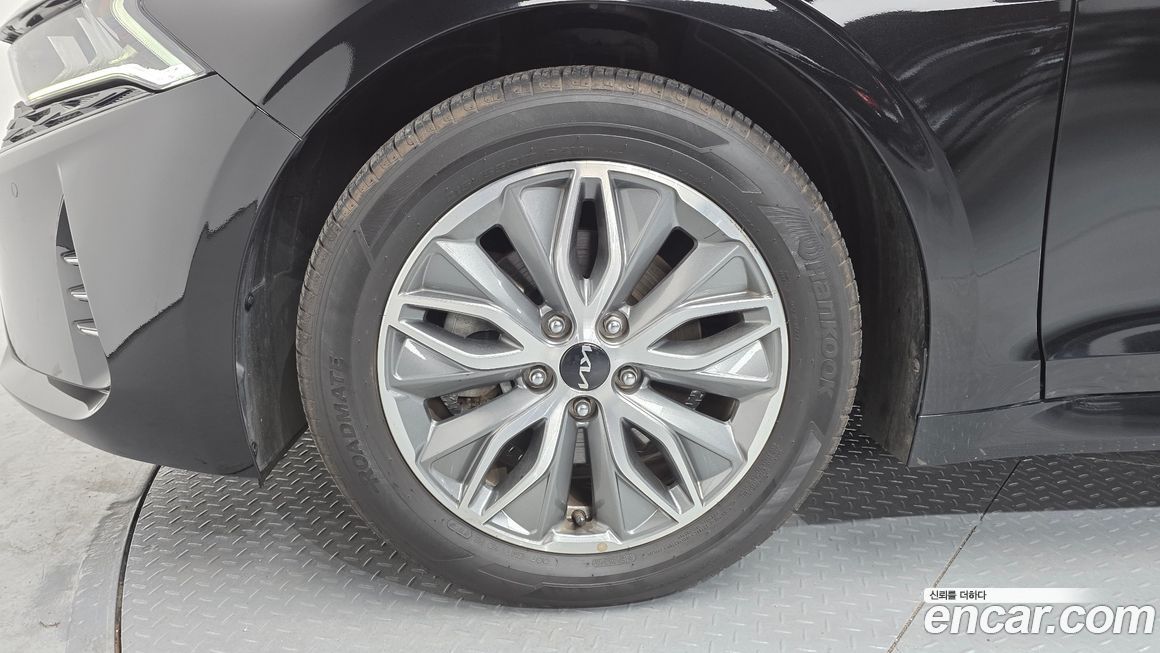 Kia K5 2023