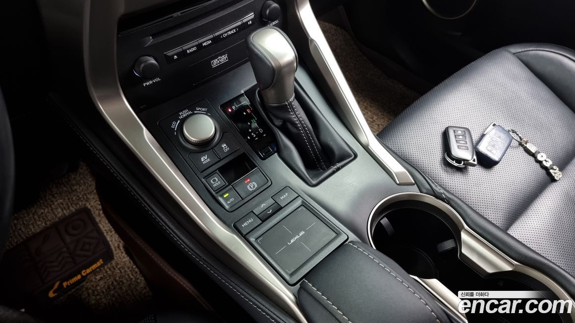 Lexus NX 2017