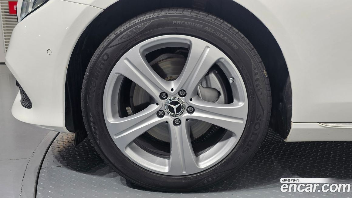 Mercedes-Benz E-Class 2017