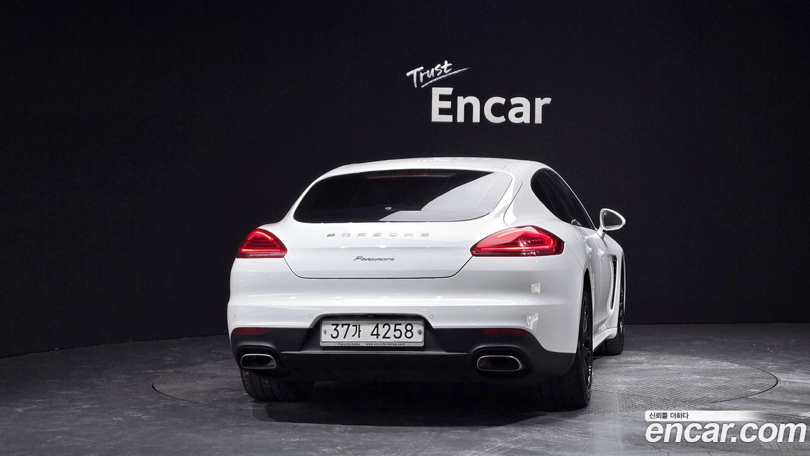 Porsche Panamera 2014