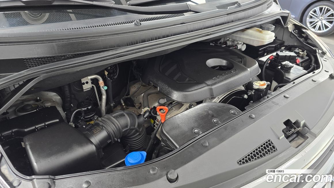 Hyundai Starex 2018