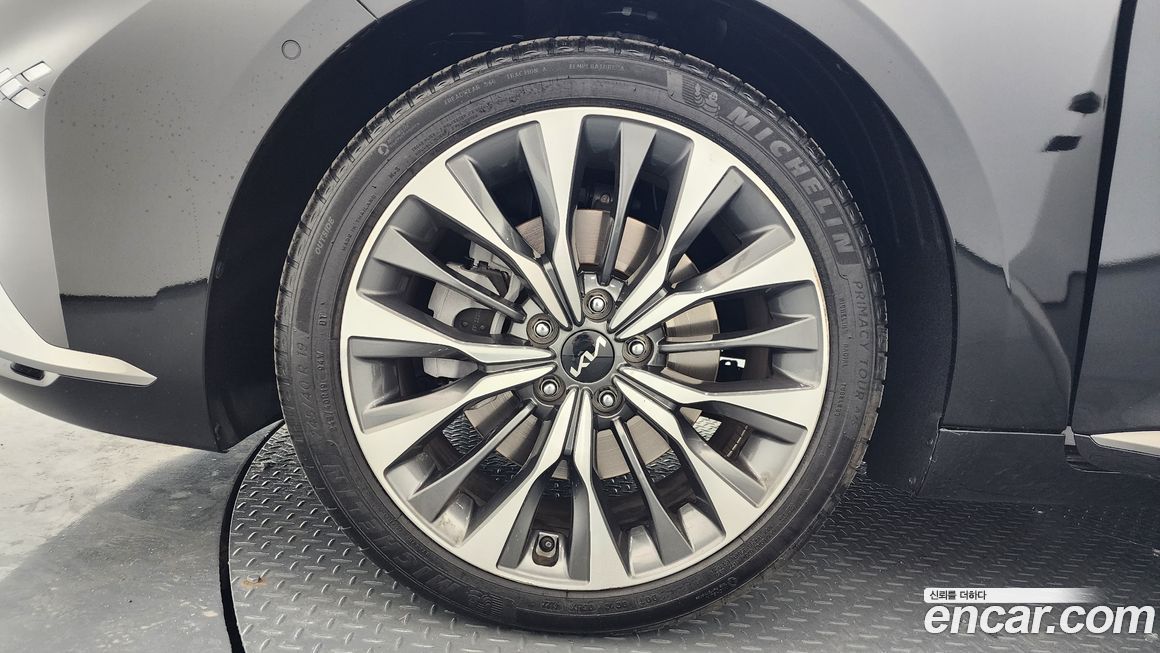 Kia K8 2023