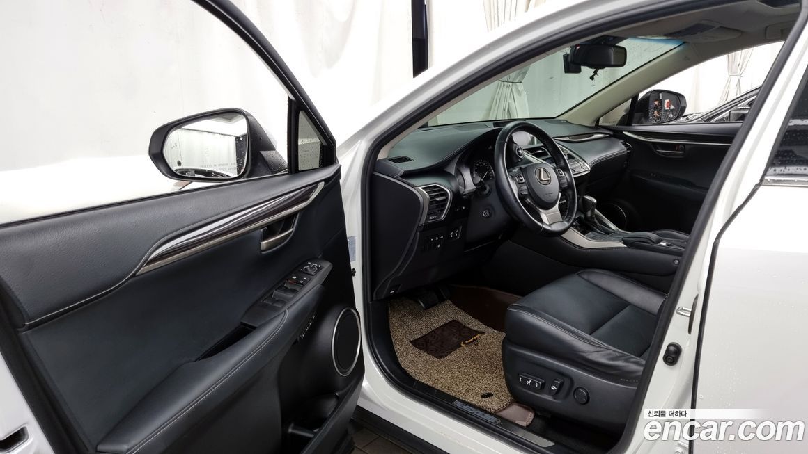 Lexus NX 2017