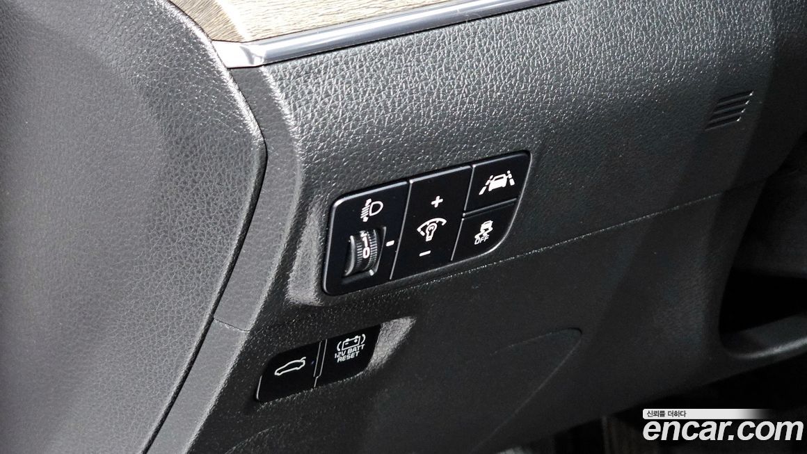 Kia K5 2023