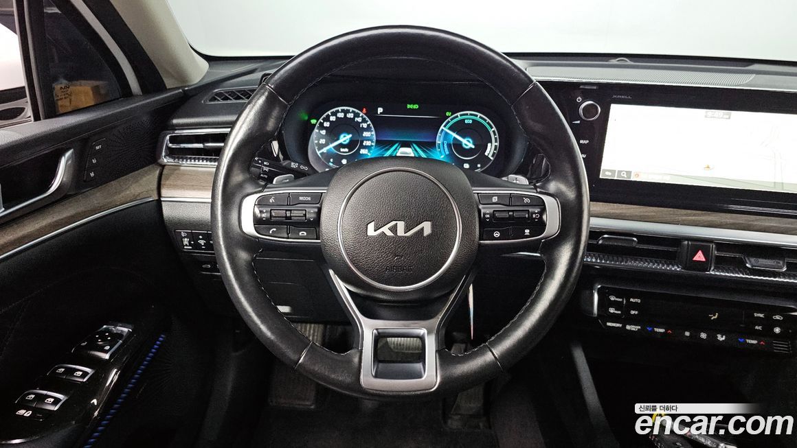 Kia K5 2023