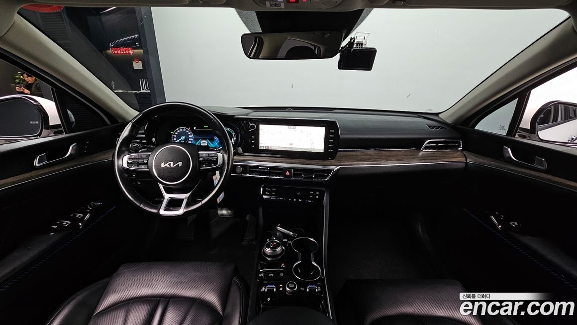 Kia K5 2023
