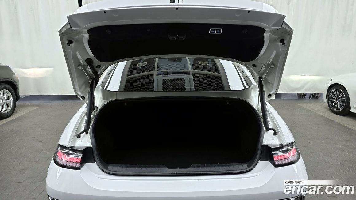 Hyundai Ioniq6 2023