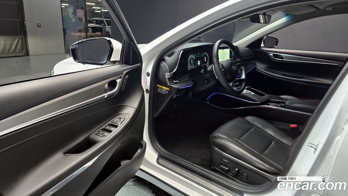 Hyundai Grandeur 2020