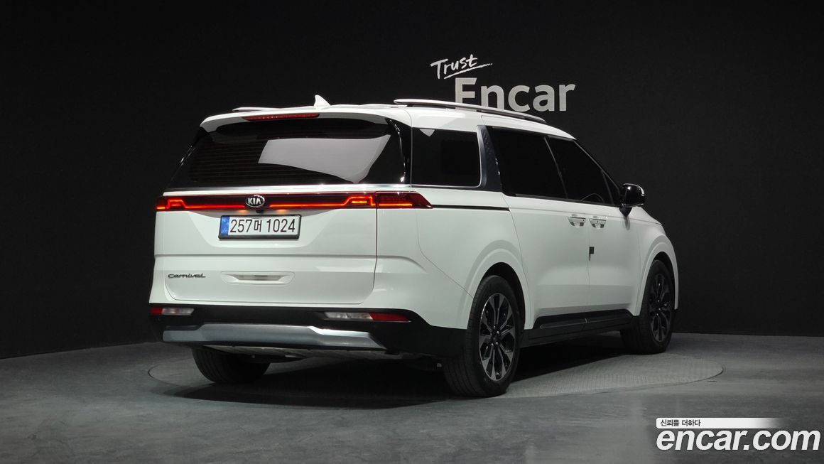 Kia Canival 2021