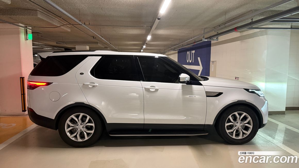 Land Rover Discovery 2019