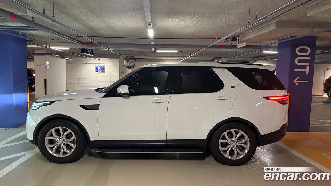 Land Rover Discovery 2019