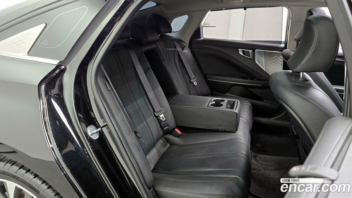 Kia K8 2024