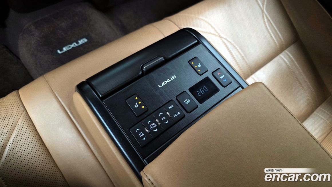 Lexus ES 2019