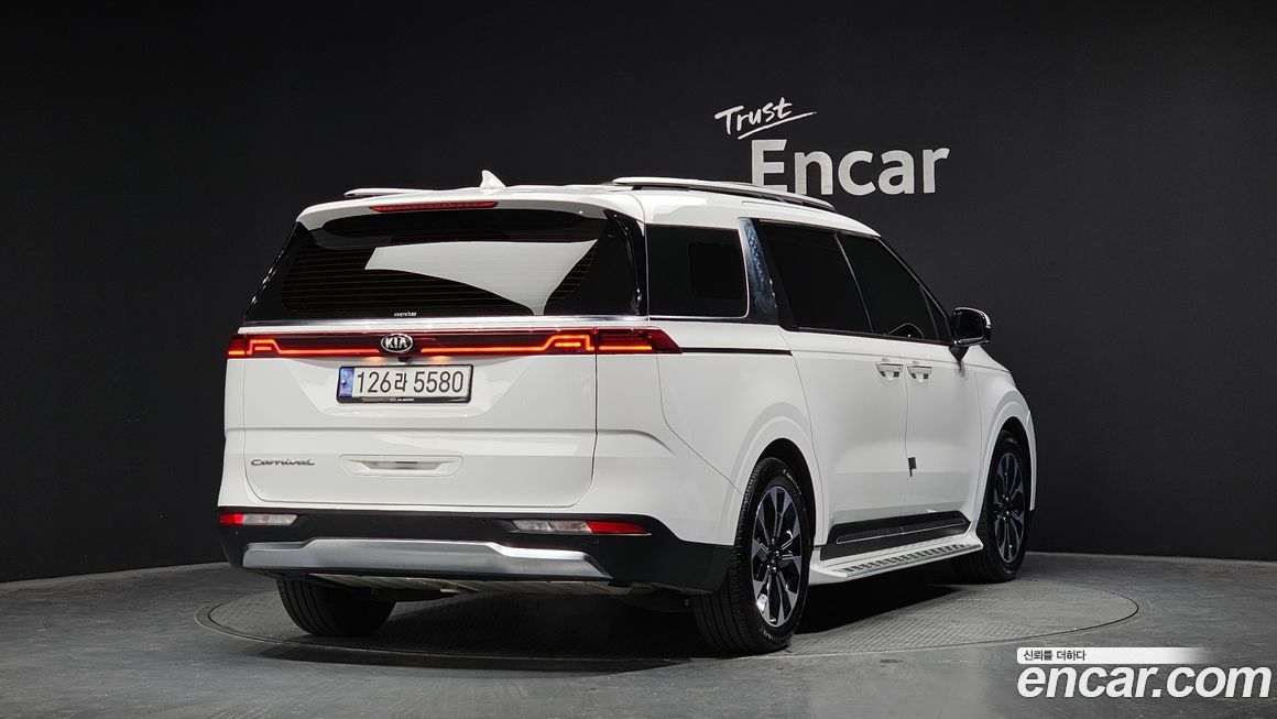 Kia Canival 2021