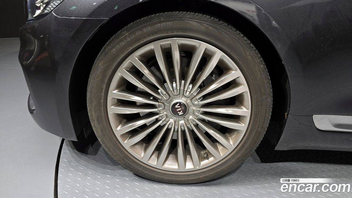 Kia K9 2019