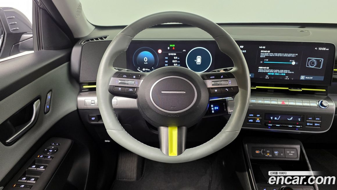 Hyundai Kona 2025