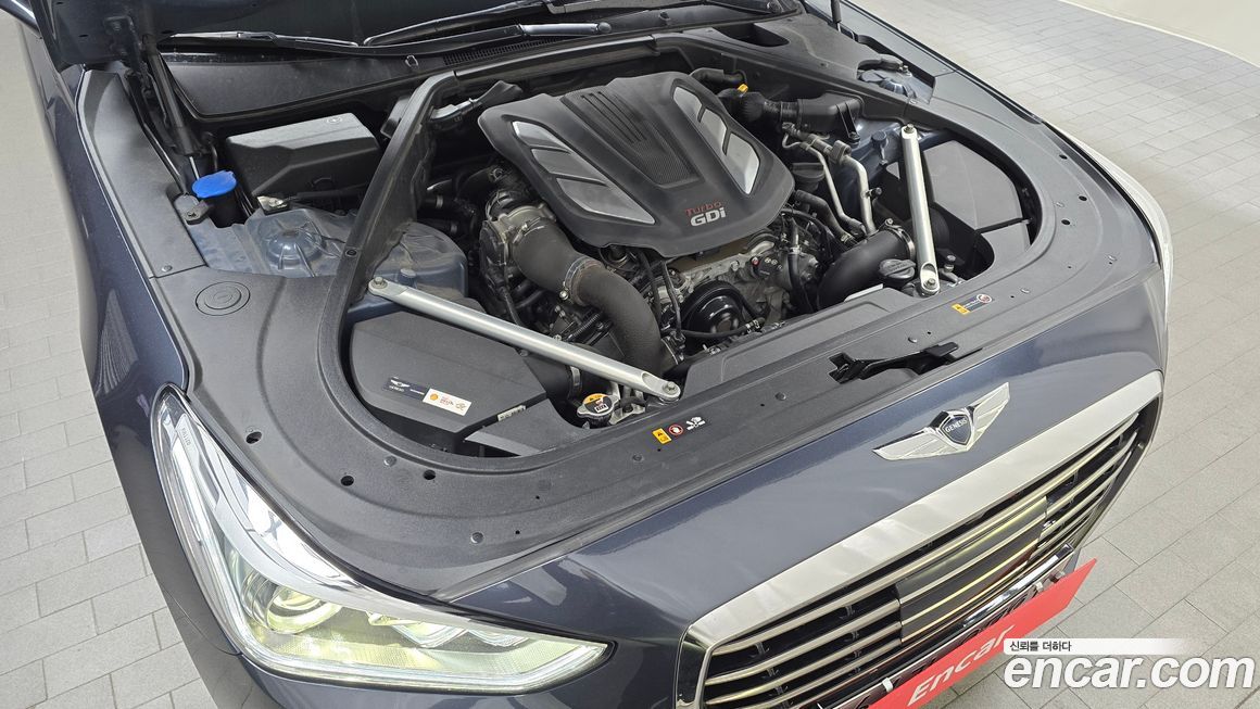 Genesis EQ900 2016