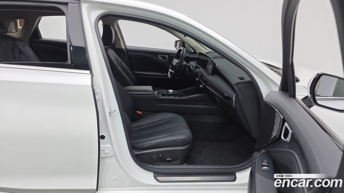 Kia K8 2025