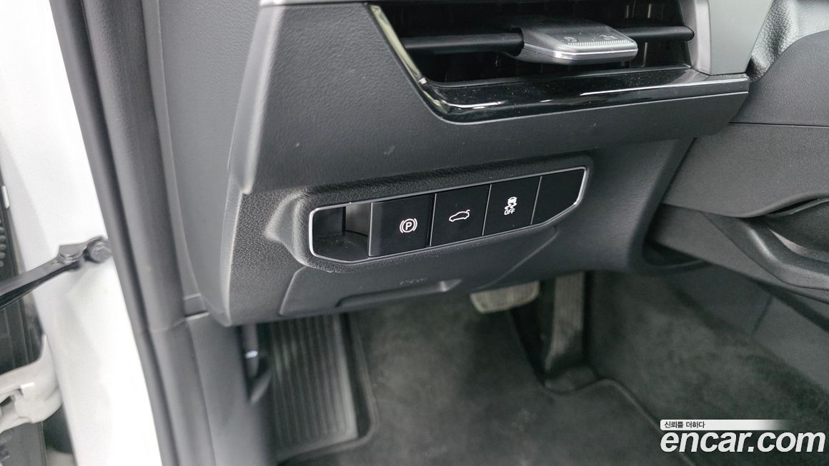 Kia K8 2025