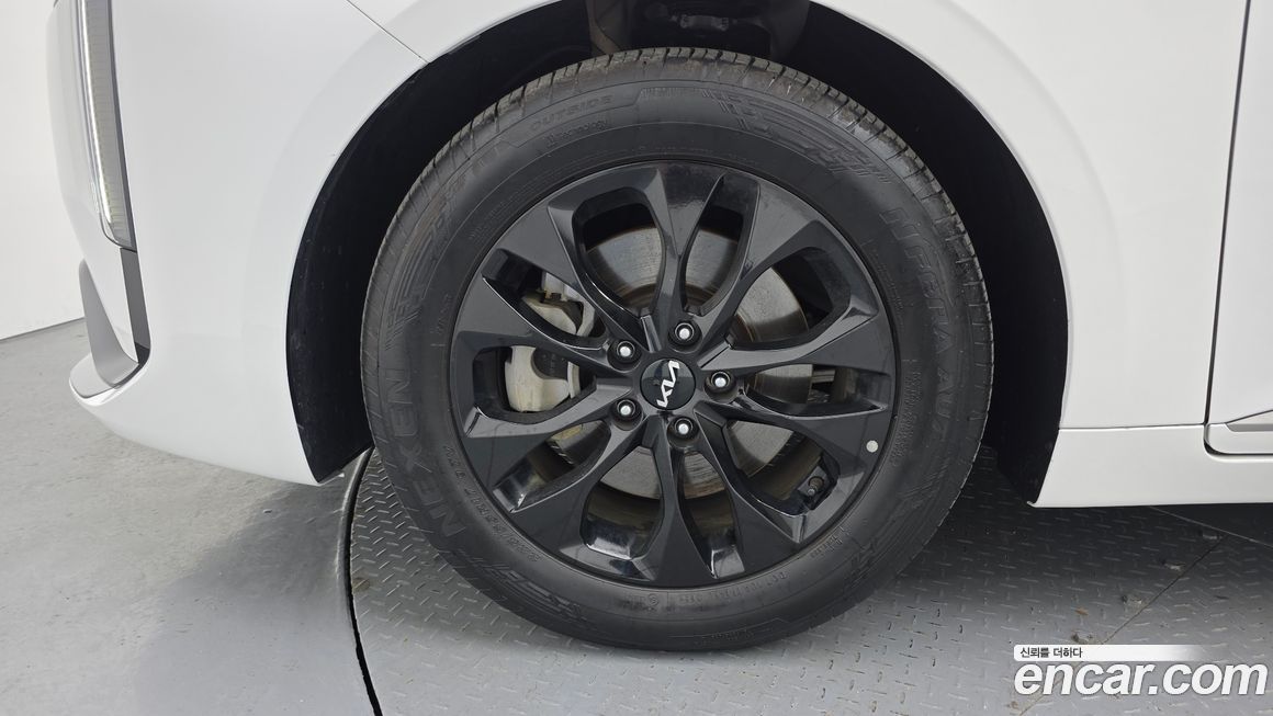 Kia K8 2025
