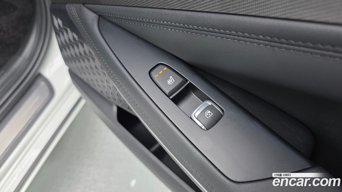 Kia K8 2025