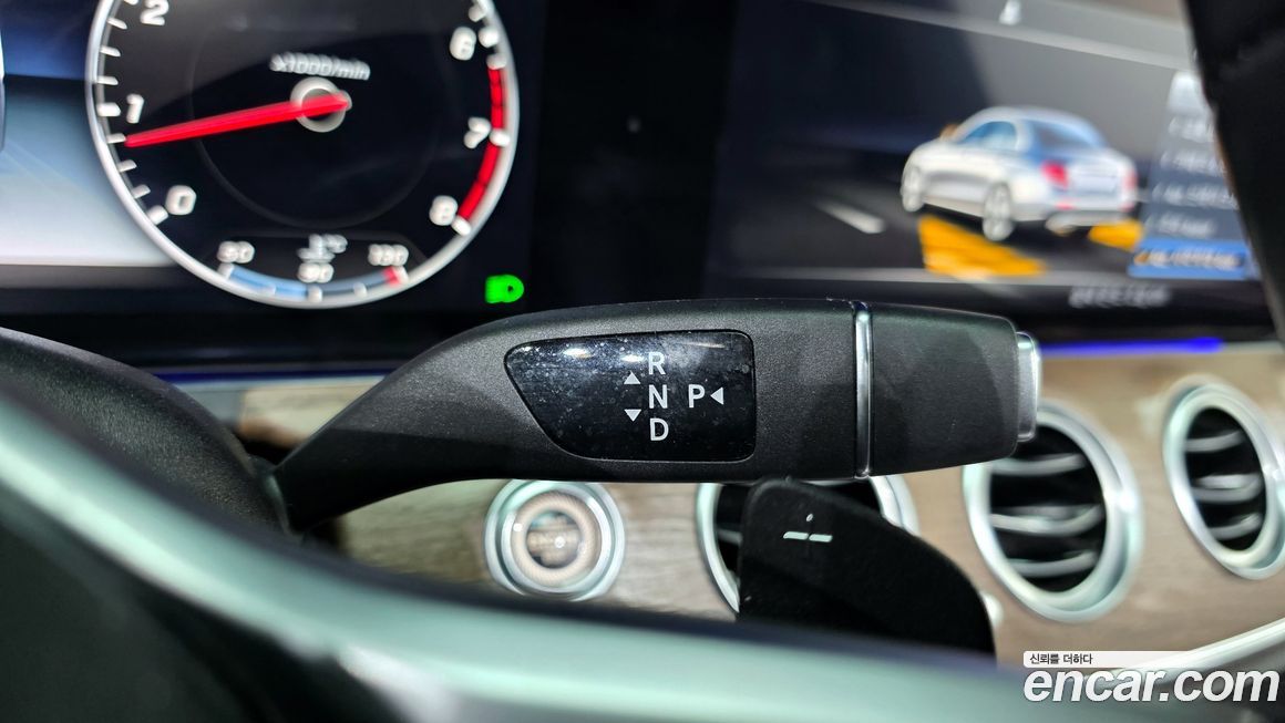 Mercedes-Benz E-Class 2020