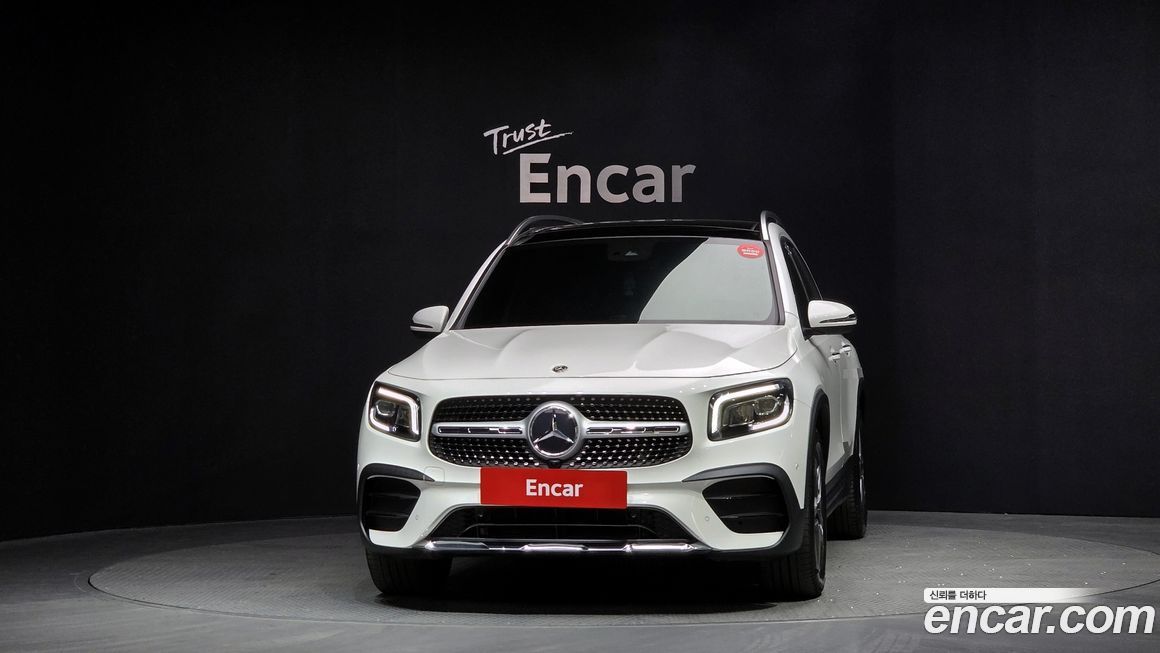 Mercedes-Benz GLB-Class 2021