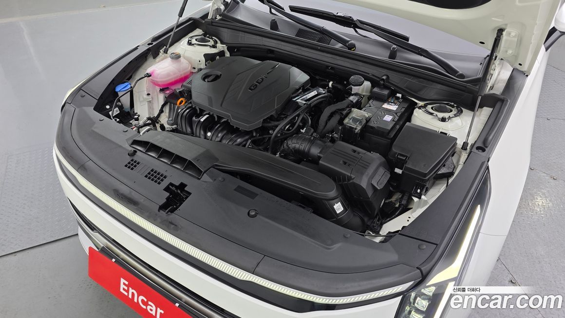 Kia K8 2025