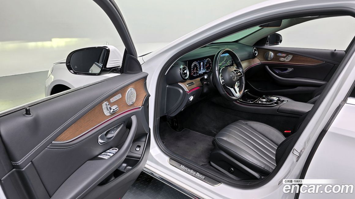 Mercedes-Benz E-Class 2020