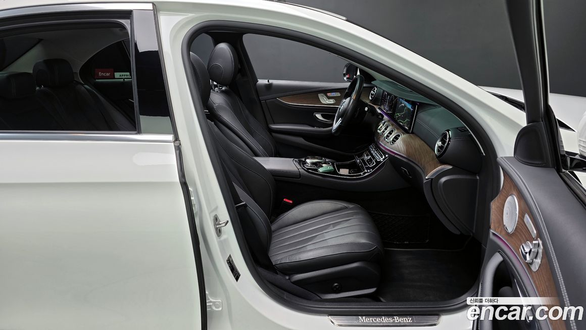 Mercedes-Benz E-Class 2020