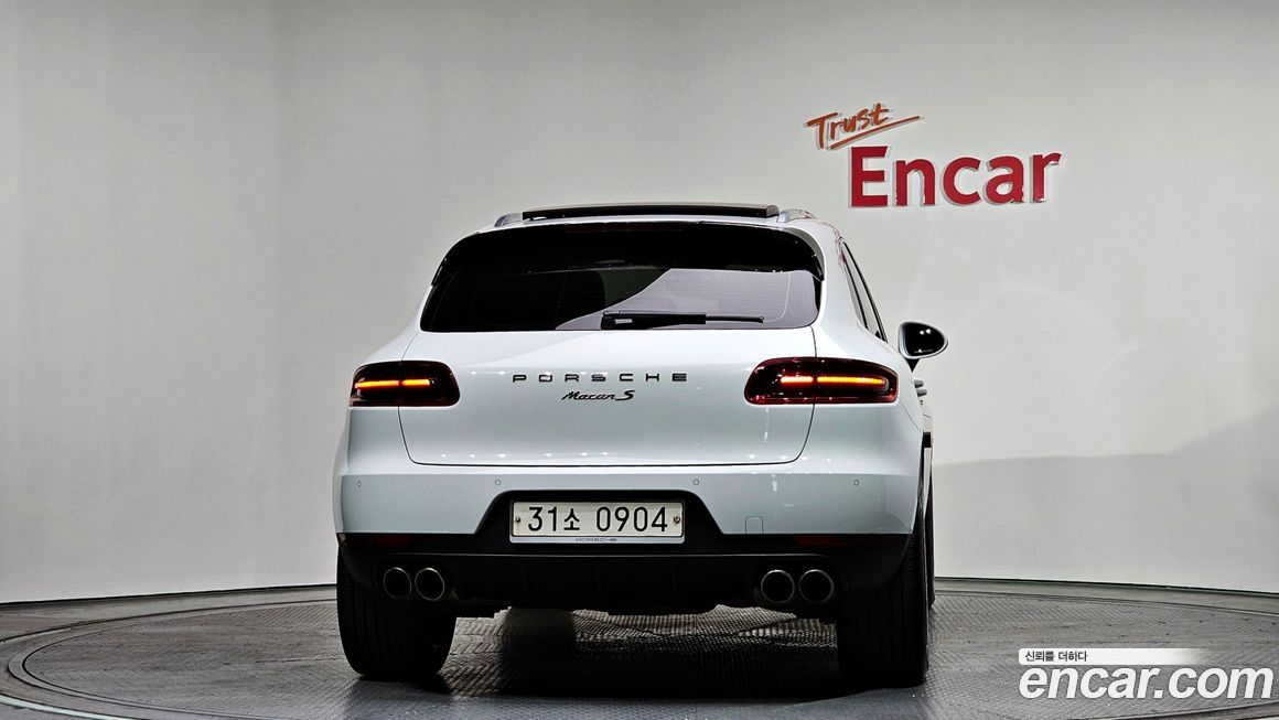Porsche Macan 2017