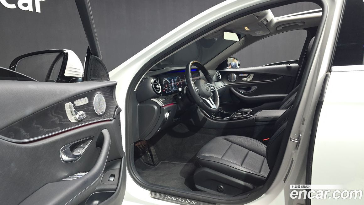 Mercedes-Benz E-Class 2020