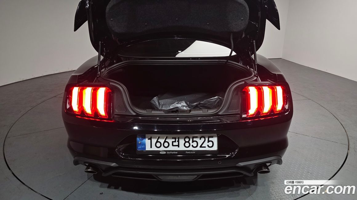 Ford Mustang 2022
