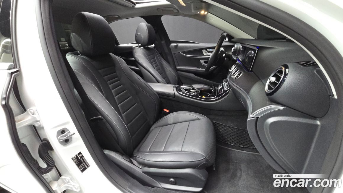 Mercedes-Benz E-Class 2020