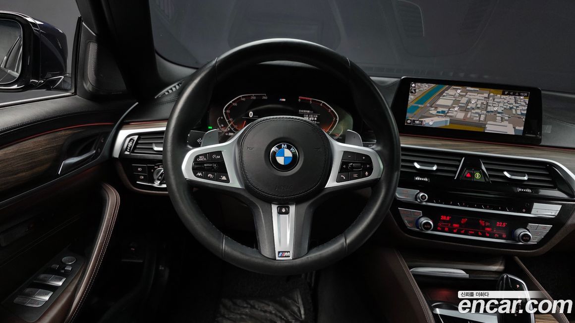 BMW 5-Series 2020
