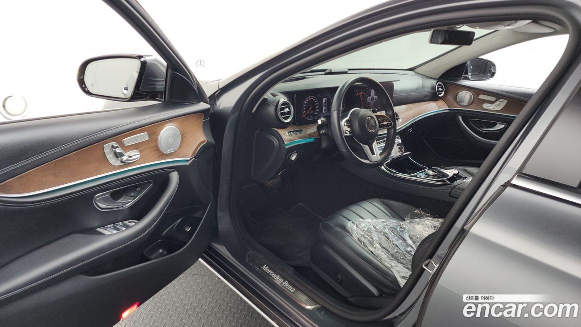 Mercedes-Benz E-Class 2020