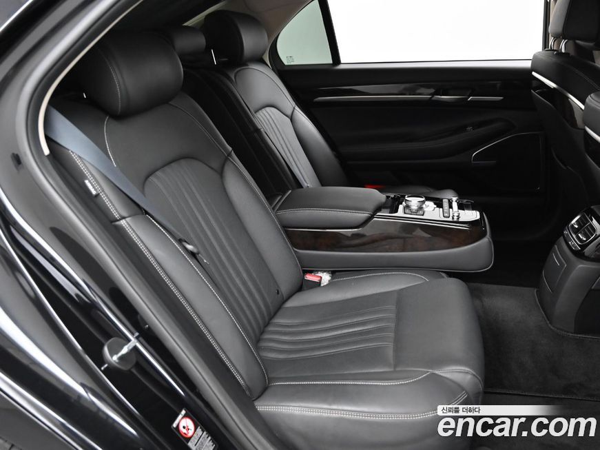 Genesis G90 2020